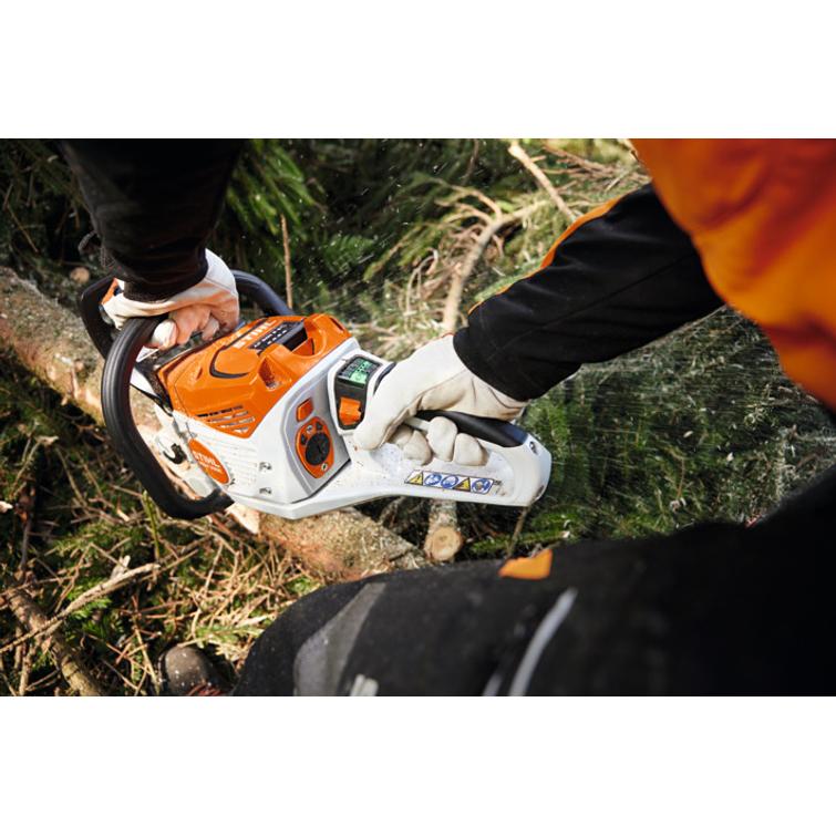 STIHL MSA300C-O AKKUSAHA RUNKO 