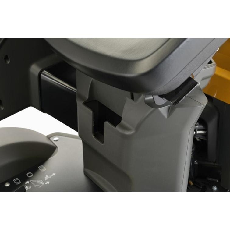 STIGA PARK 700 WX 4WD ST650 TWIN  +  COMBI 100 Q PLUS 