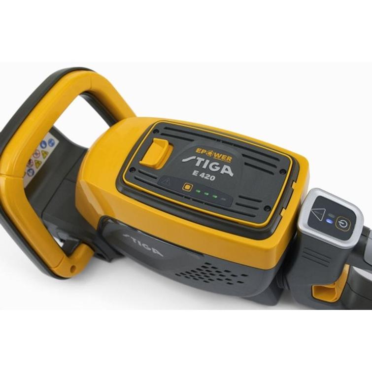 STIGA HT 500E KIT PENSASLEIKKURI 48V-2AH, SIS. AKKU JA LATURI