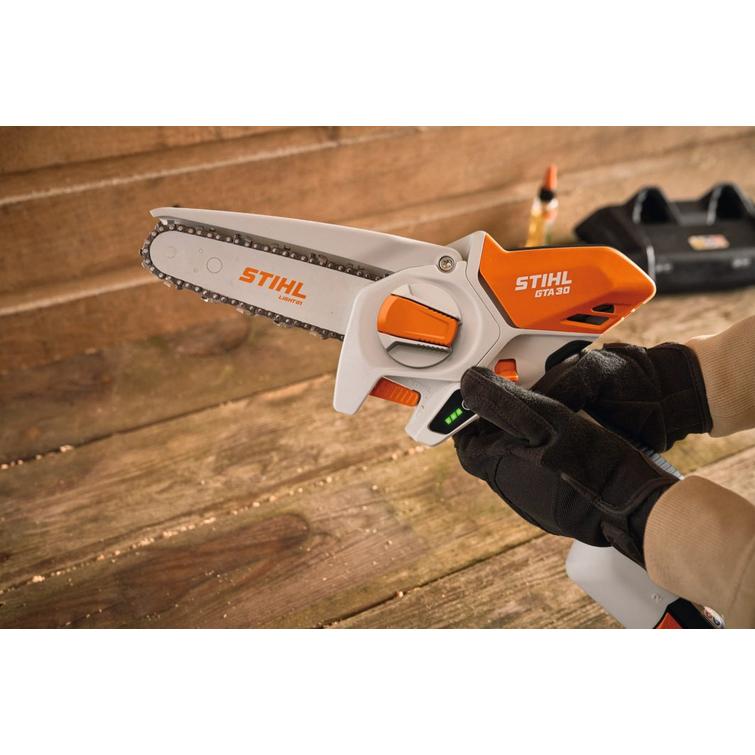 STIHL GTA 30 SET AKKUK&Auml;YTT&Ouml;INEN PUU- JA OKSASAHA