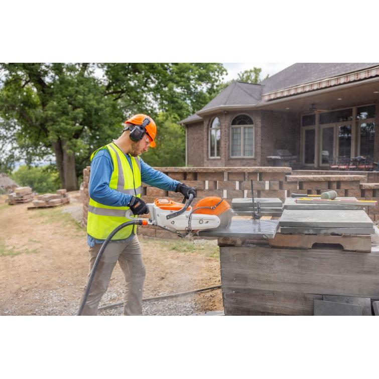 STIHL TSA 300 AKKUK&Auml;YTT&Ouml;INEN LAIKKALEIKKURI RUNKO